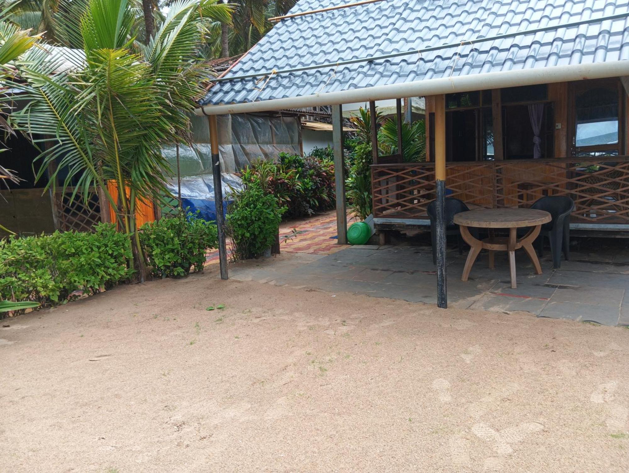 Monsoon Hotel Agonda Exterior foto