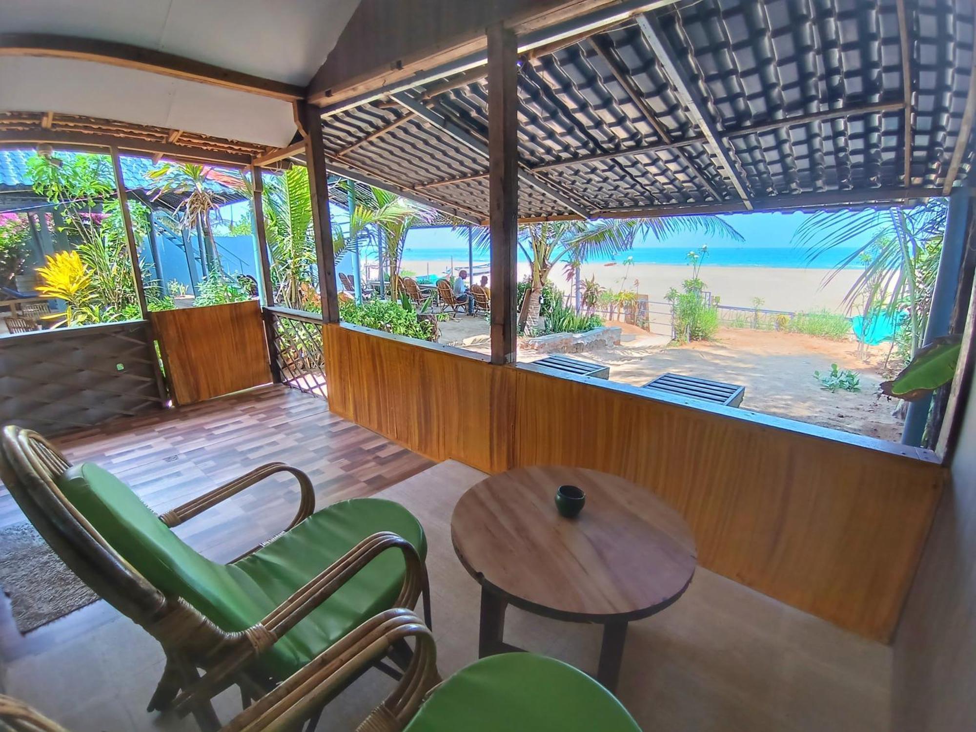Monsoon Hotel Agonda Exterior foto
